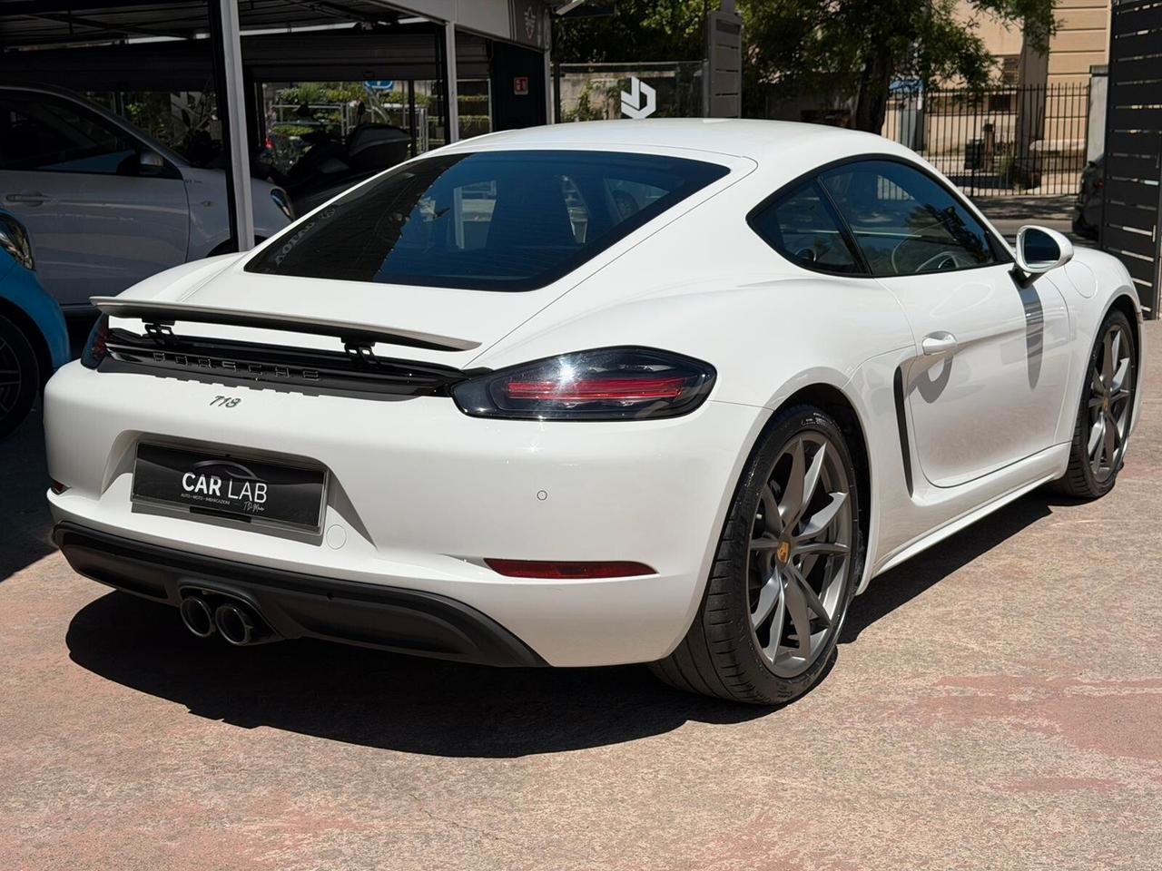 Porsche 718 Spyder Cayman 2.0