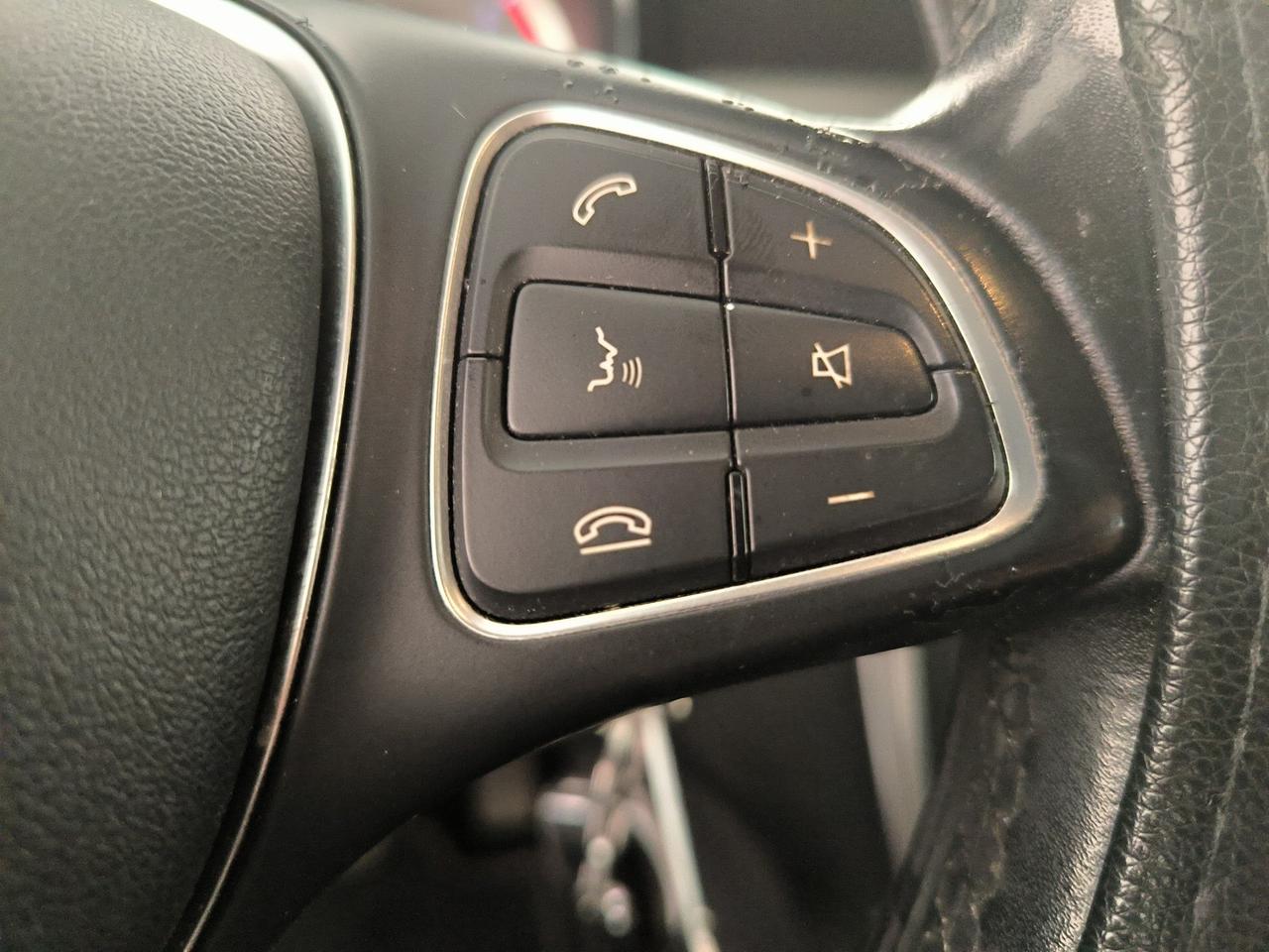 Mercedes GLA 180 d business