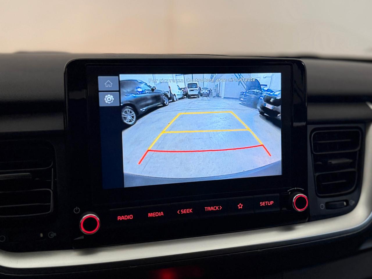 Kia Stonic 1.2 DPI Urban