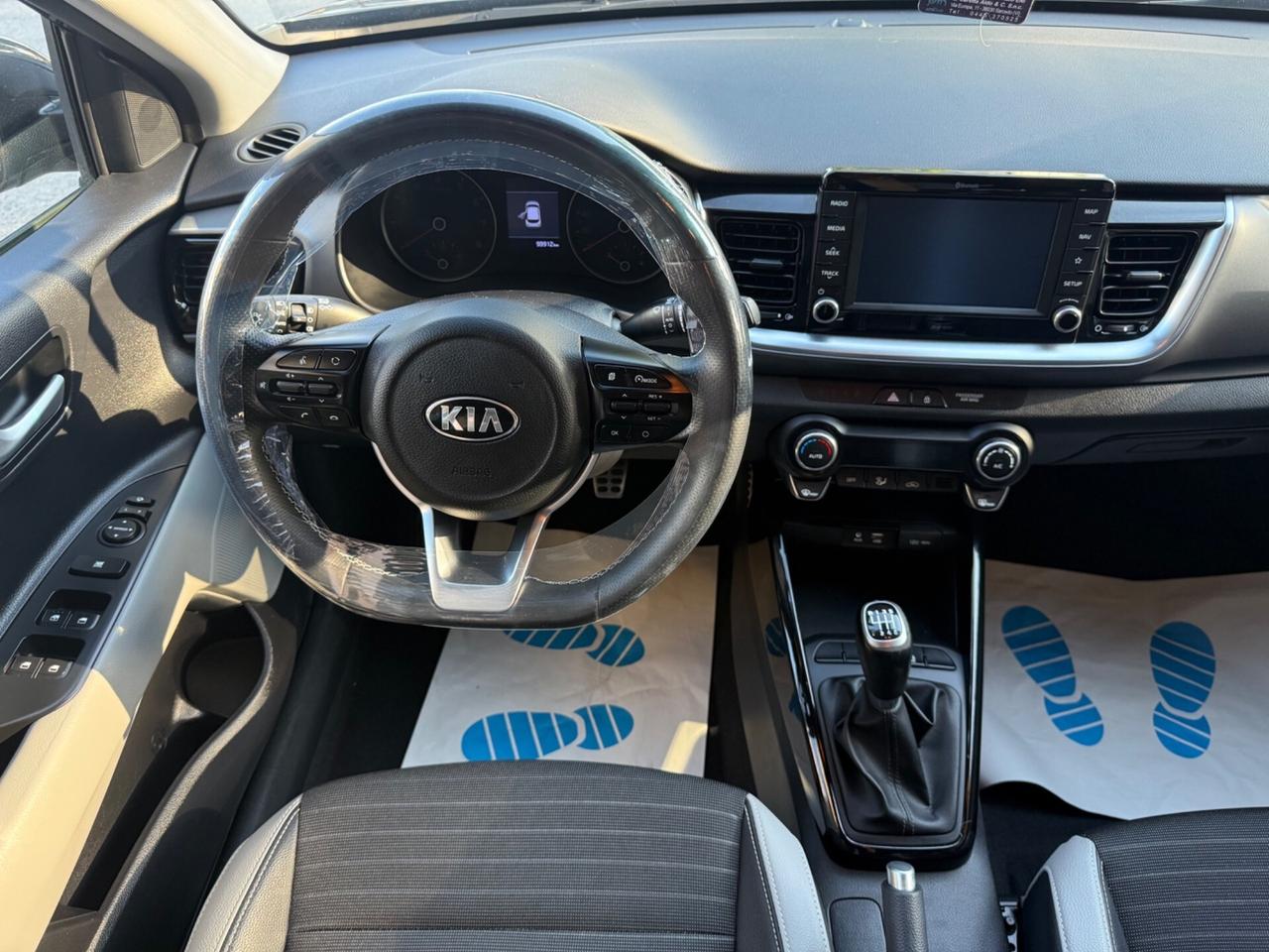 Kia Stonic 1.4 MPI 100 CV - Neopatentati