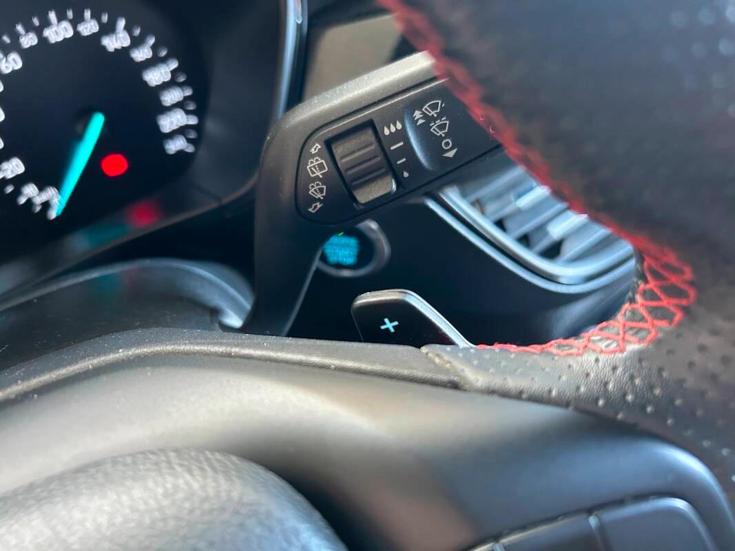 Ford Focus 1.0 ecoboost ST-Line Co-pilot s&s 125cv auto
