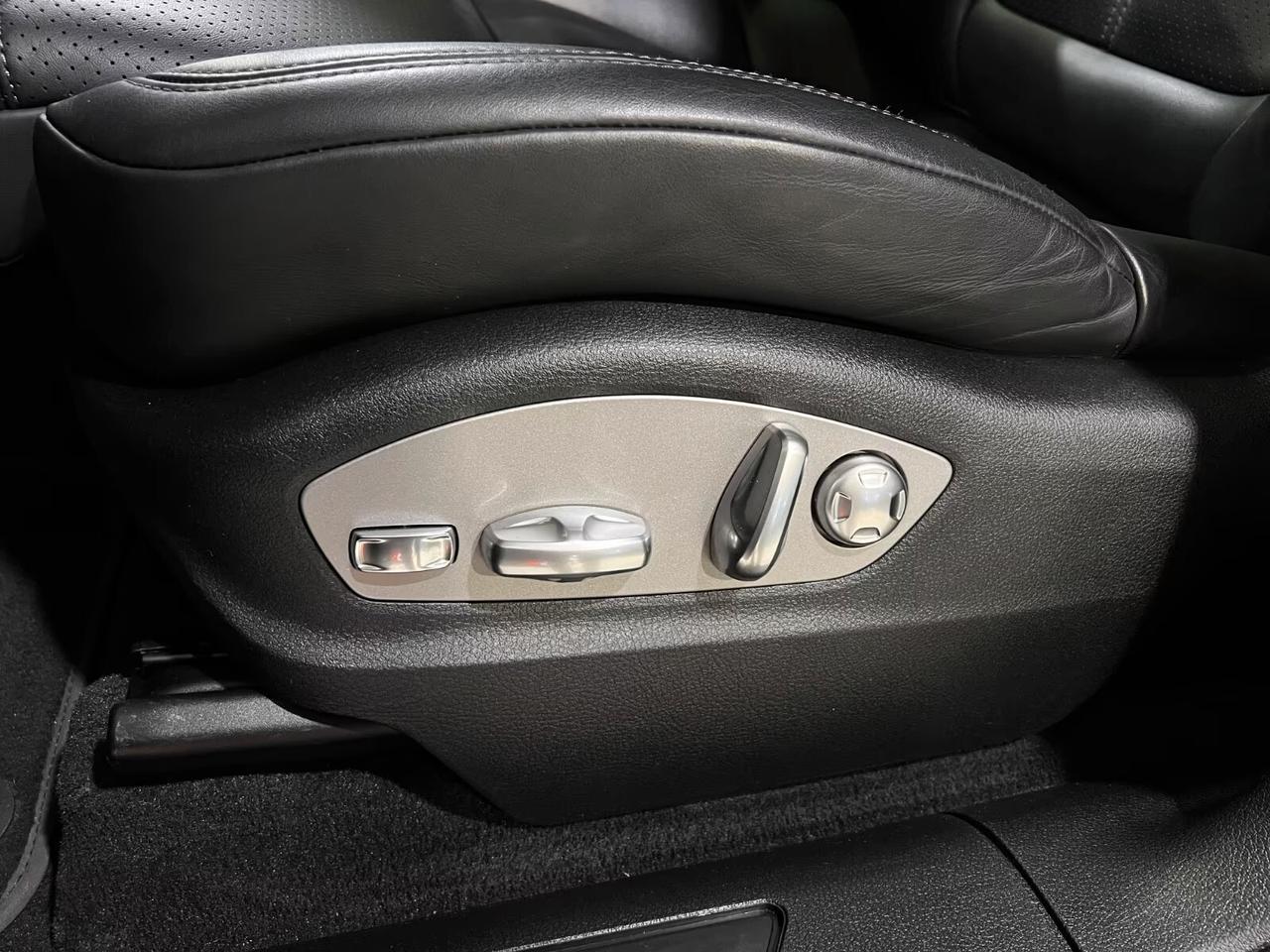 Porsche Macan 2.0 TETTO-NAVI-PELLE-TELECAMERA-SERVICE