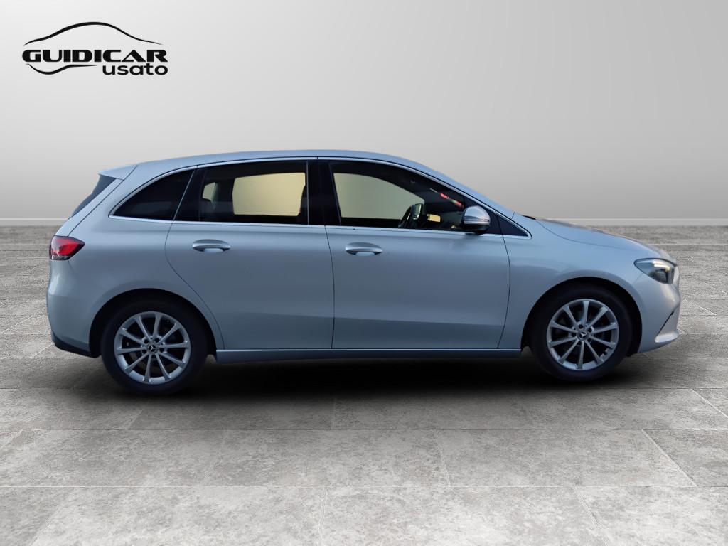 Mercedes-Benz Classe B - W247 2018 - B 180 d Sport Plus auto