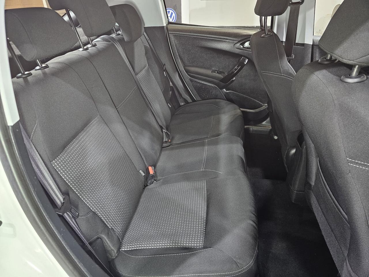 Peugeot 208 1.6 BlueHDi 75 Allure