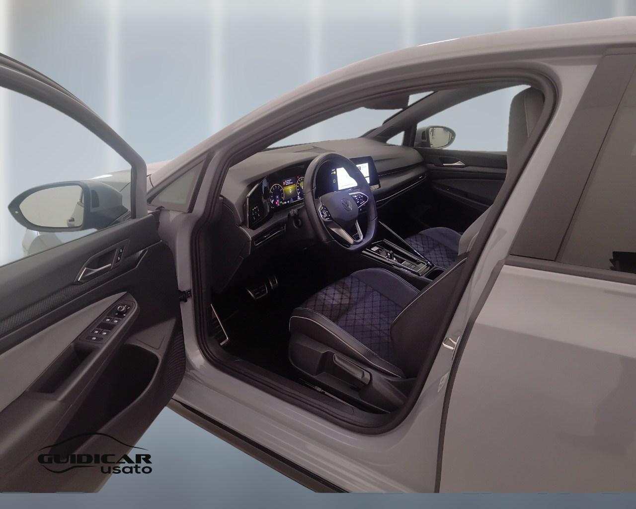 VOLKSWAGEN Golf VIII 2020 - Golf 1.5 etsi evo R-Line 130cv dsg