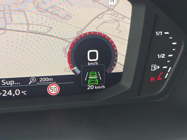 AUDI Q3 35 2.0 TDI S tronic UniPropietario ACC Radar LED