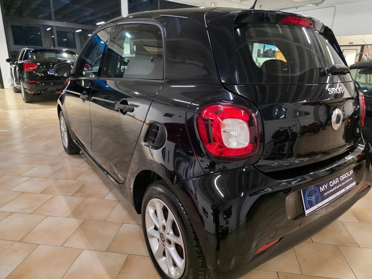 Smart ForFour 70 1.0 Youngster