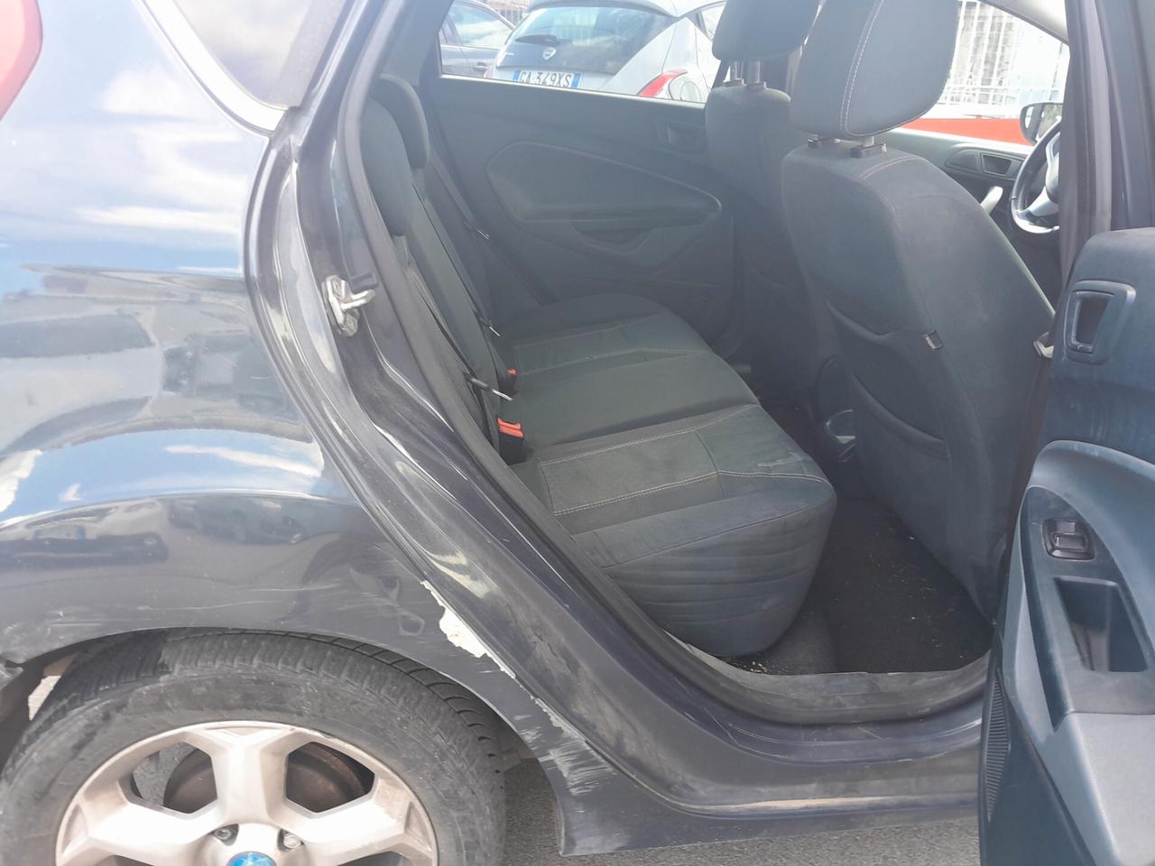 Ford Fiesta 1.4 TDCi 5p. Ghia