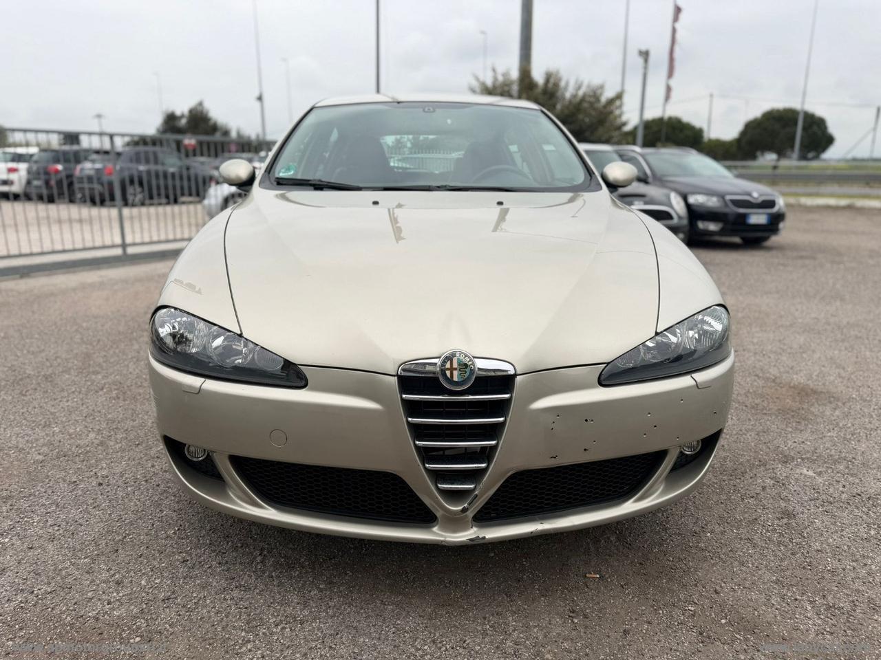 ALFA ROMEO 147 1.6 TS 105CV 5p. Distinctive