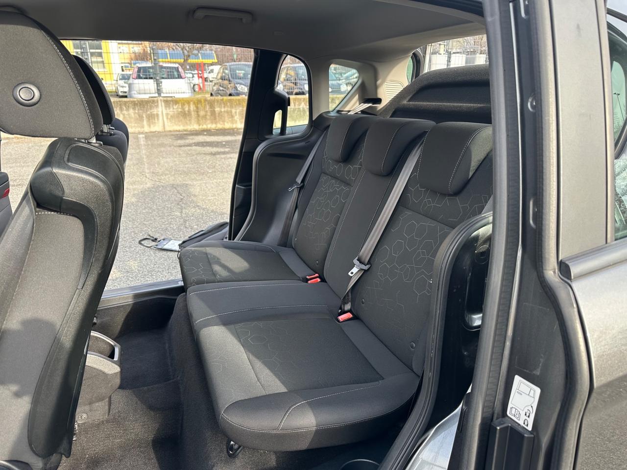 Ford B-Max 1.4 90 CV GPL della casa euro 6 pochi km