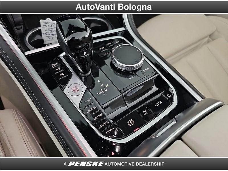 BMW Serie 8 840d xDrive Cabrio