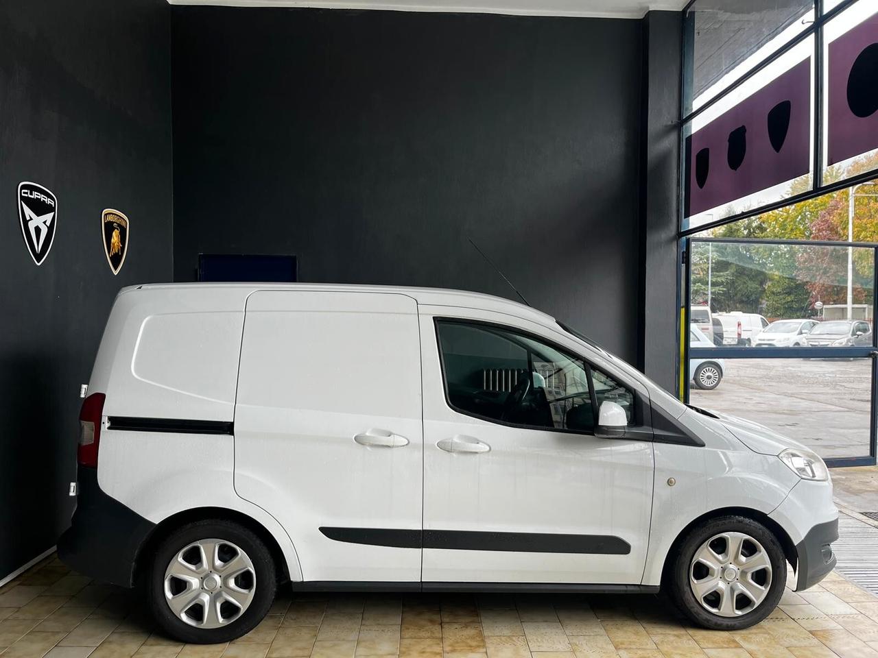 Ford Transit Courier 1.5 TDCi 75CV Van Trend