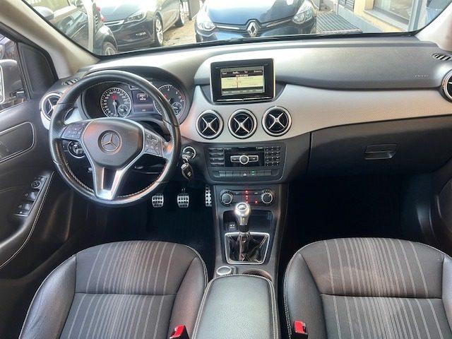 MERCEDES-BENZ B 180 CDI Premium