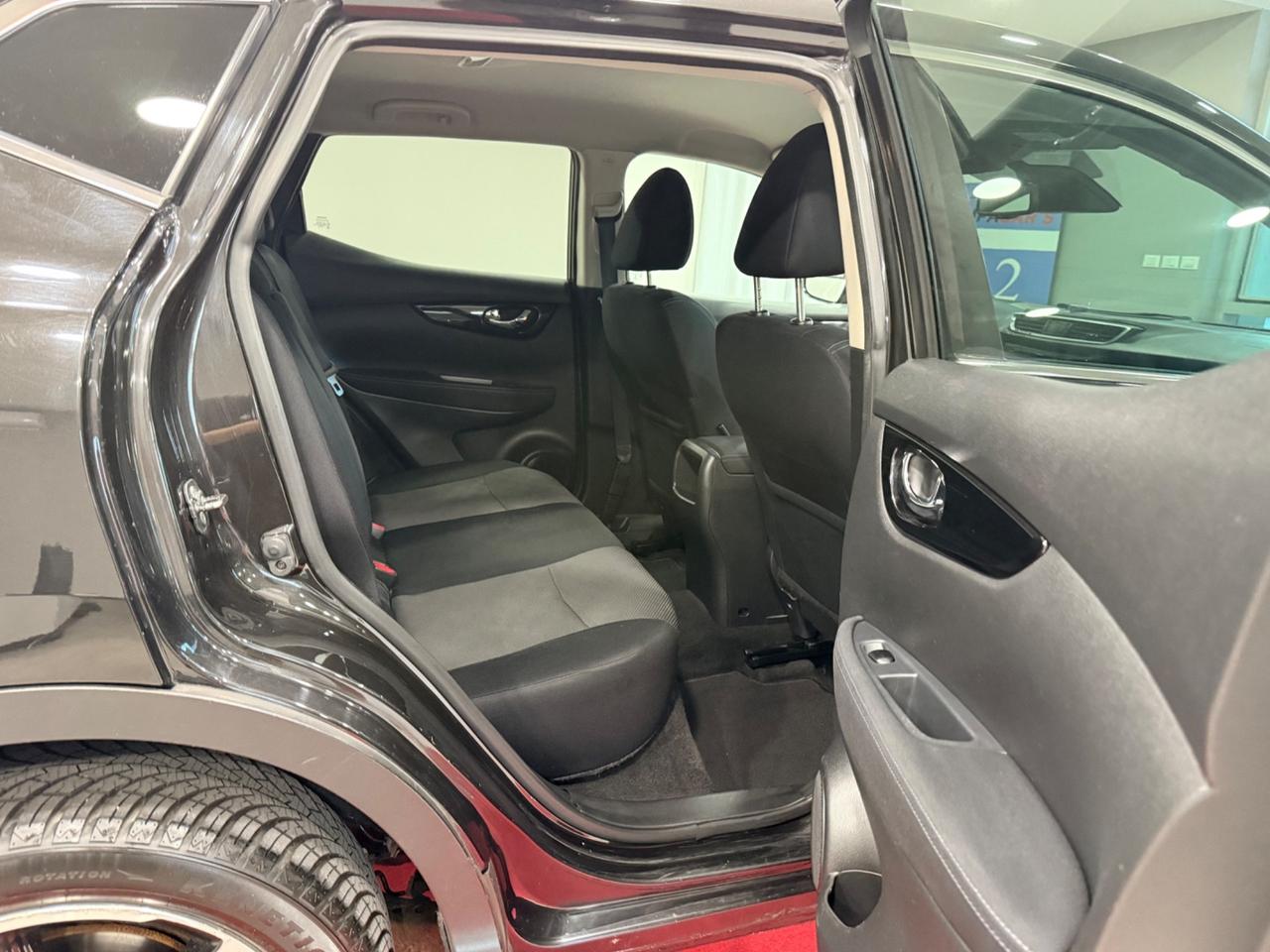 Nissan Qashqai 1.6 dCi 2WD Tekna 131cv OK NEOPATENTATI