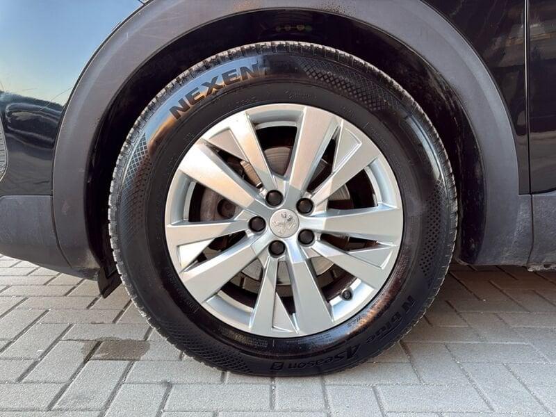 Peugeot 3008 3008 1.5 bluehdi Active Business s&s 130cv eat8