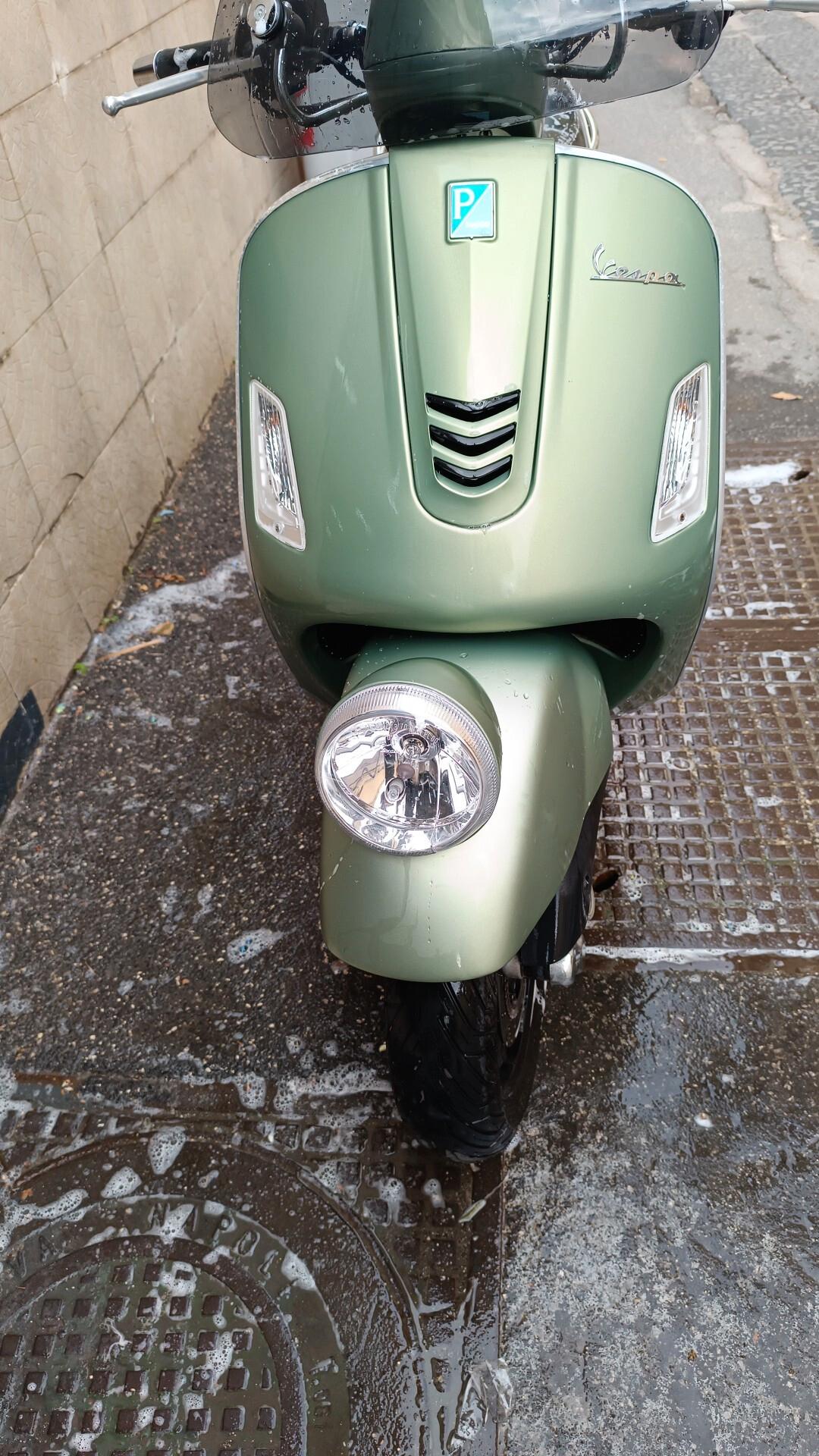 Vespa 6 giorni gt300