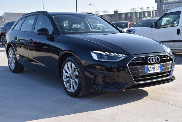 AUDI A4 Avant 30 TDI/136 CV S tronic Business