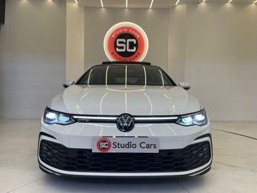 Volkswagen Golf GTD 2.0 TDI DSG 200CV