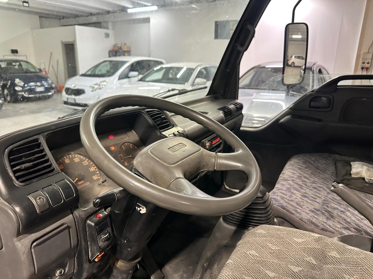 Isuzu ribaltabile trilaterale