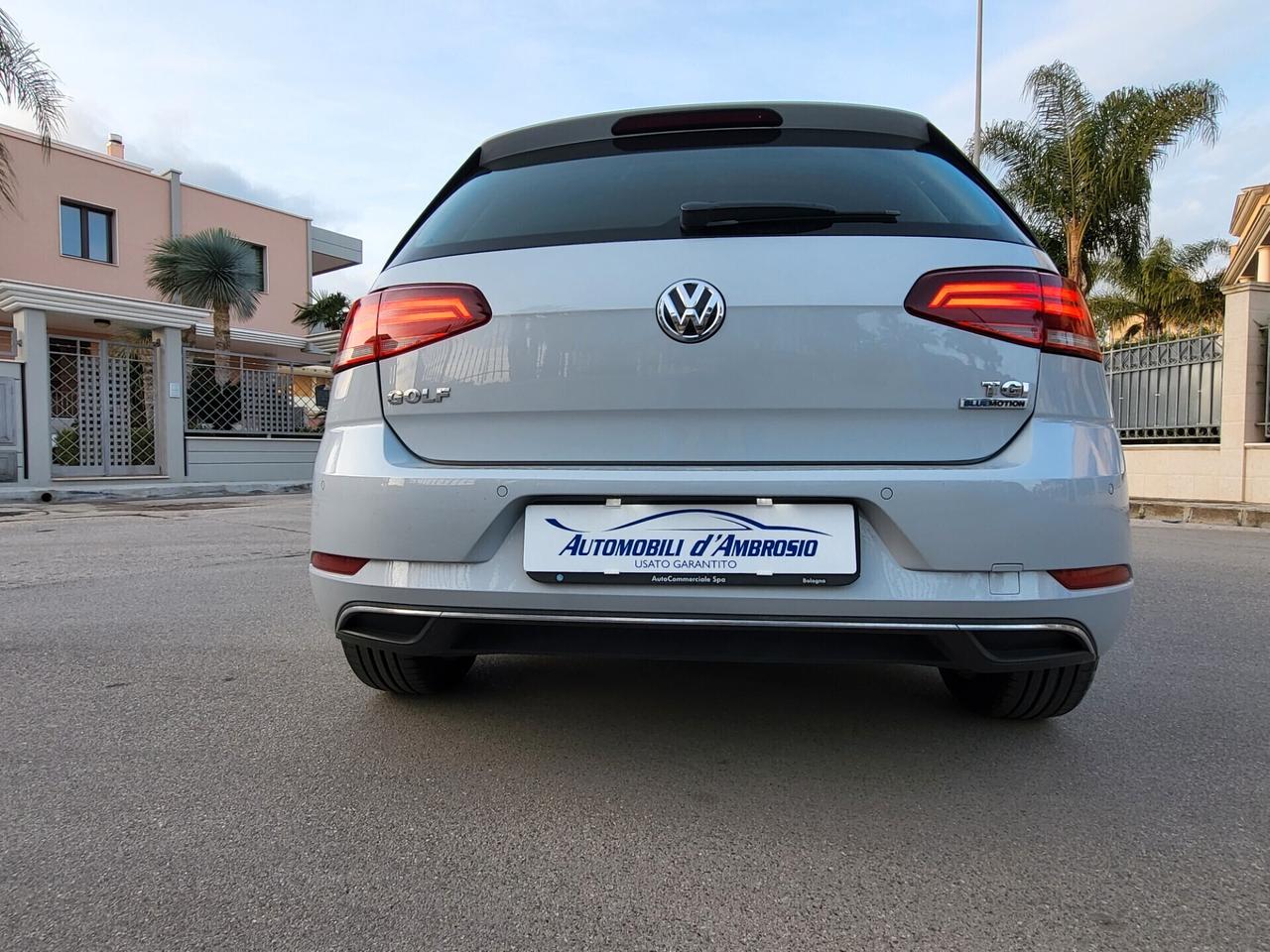 Volkswagen Golf 7.5 TGI Benzina/Metano my '17