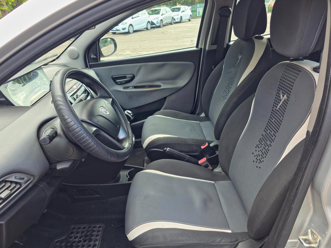 Lancia Ypsilon 1.2 69 CV 5 porte GPL Ecochic Gold 2014-E6 Manuale NEO
