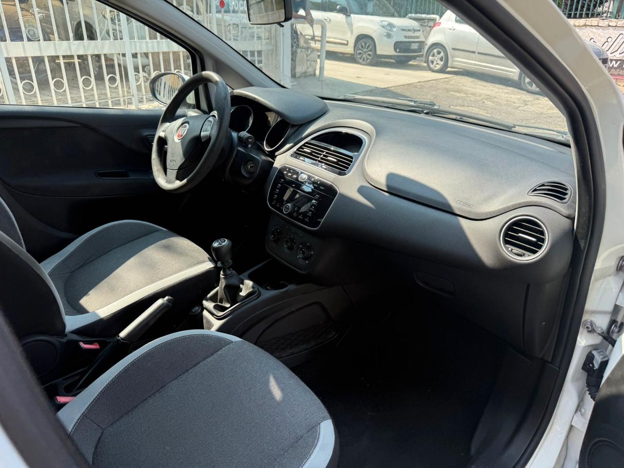 Fiat Punto Evo 1.4 EMOTION NATURAL POWER