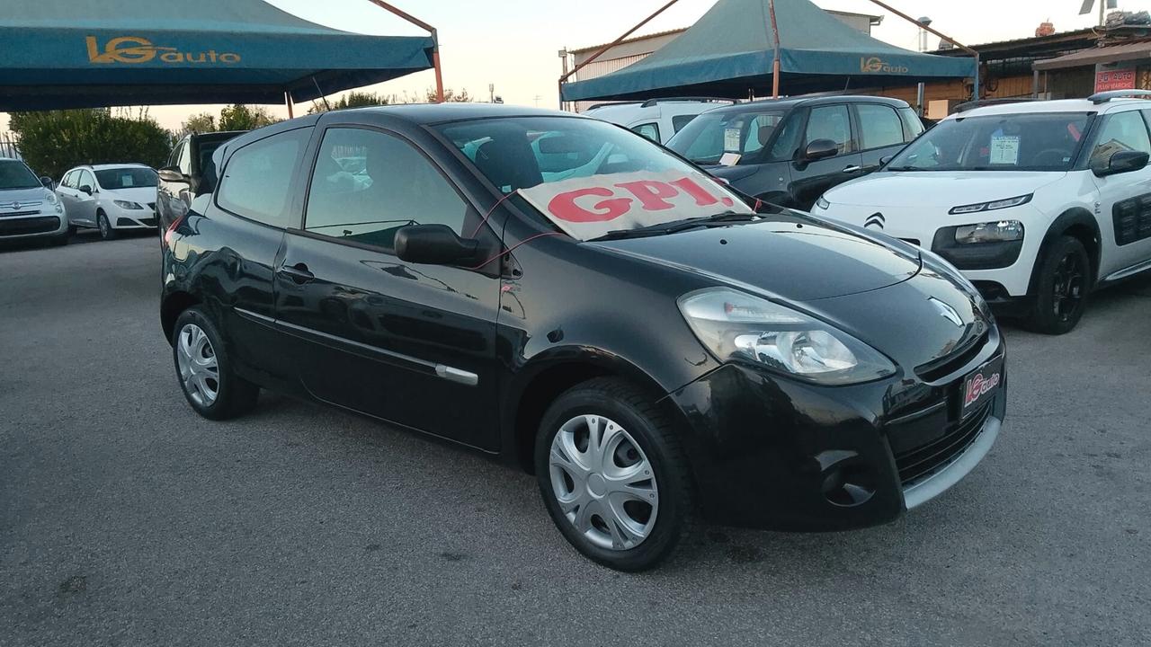 Renault Clio 1.2 benzina gpl di serie
