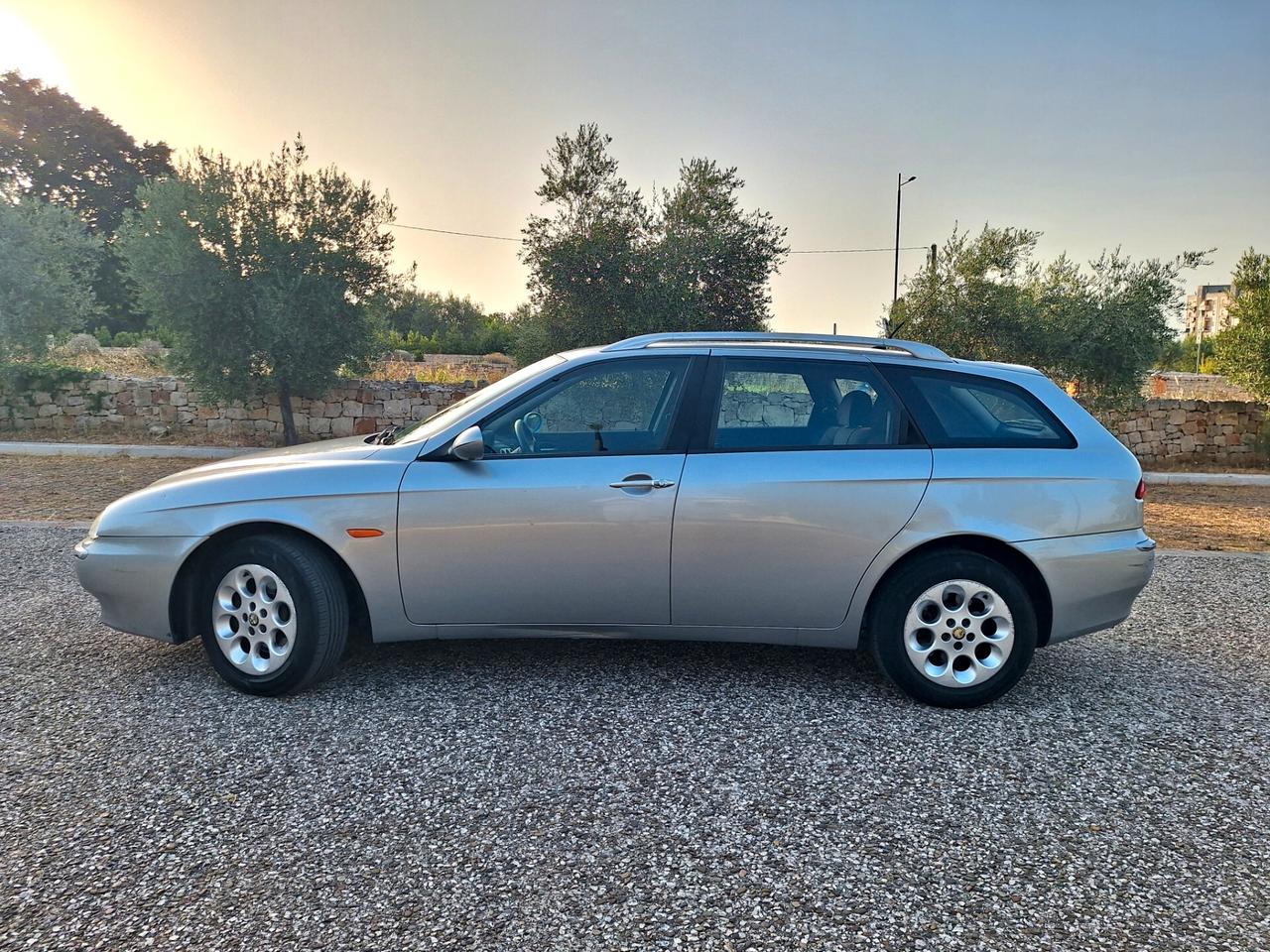 Alfa Romeo 156 1.9 JTD cat Sportwagon Distinctive