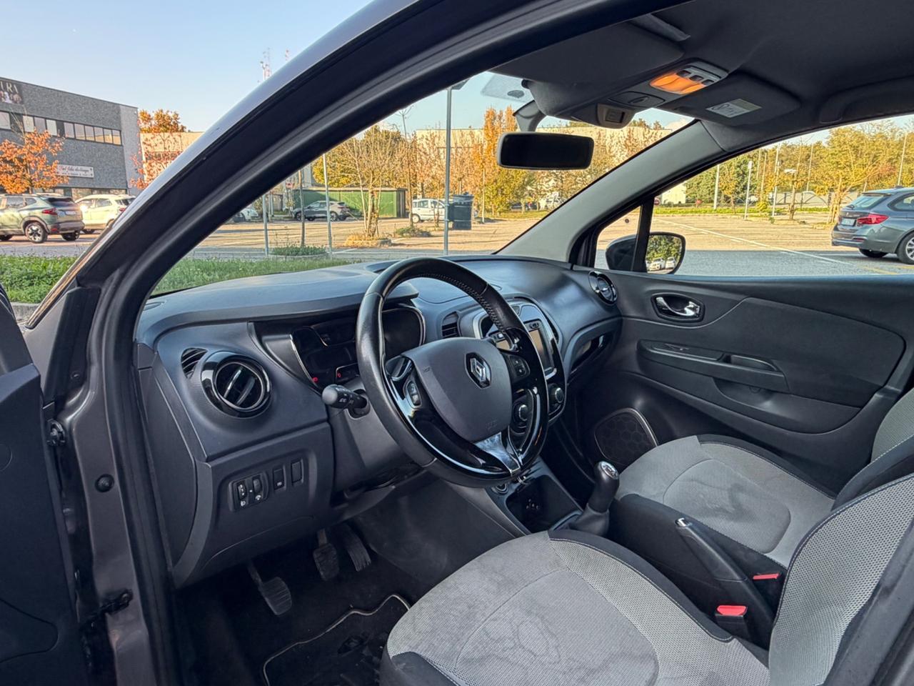 Renault Captur 1.5 dCi 8V 90 CV Start&Stop Cerchi *Neopatentati*