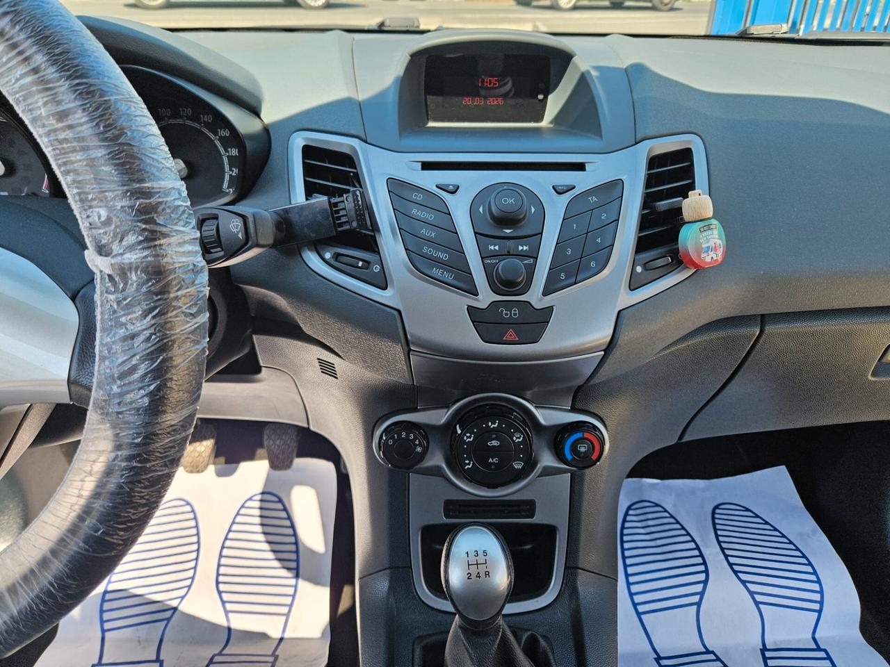 Ford Fiesta 1.2 82CV 3 porte Titanium