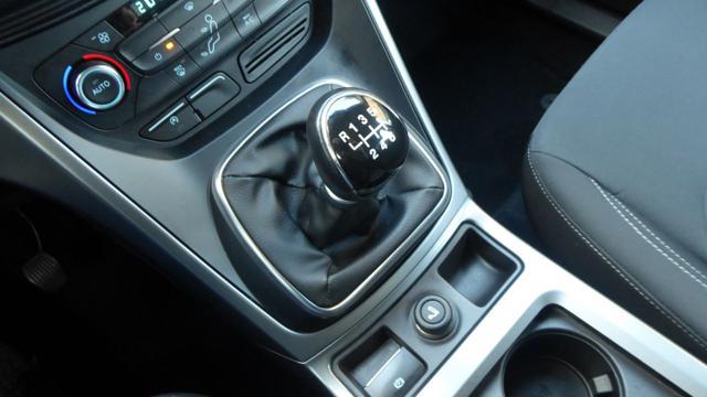 FORD Kuga 1.5 EcoBoost 120 CV S&S 2WD Business