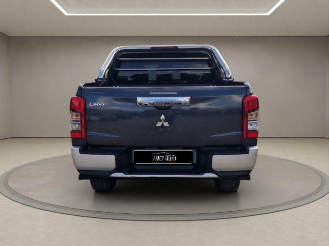 MITSUBISHI L200 2.3 D Club Cab 4x4 Easy Select Invite Connect