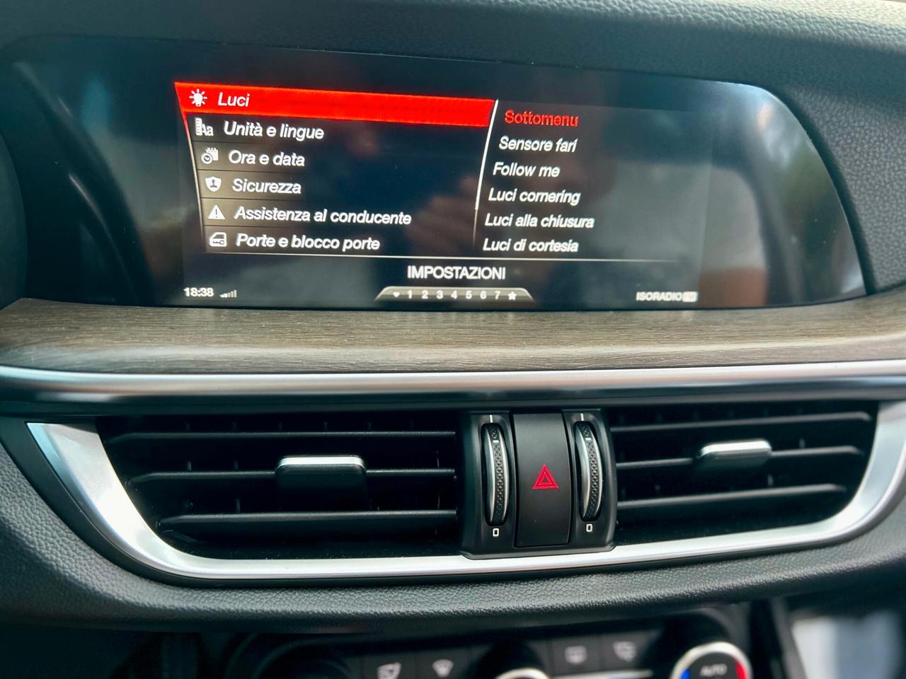 Alfa Romeo Stelvio 2.2 Turbodiesel 210 CV AT8 Q4 Executive