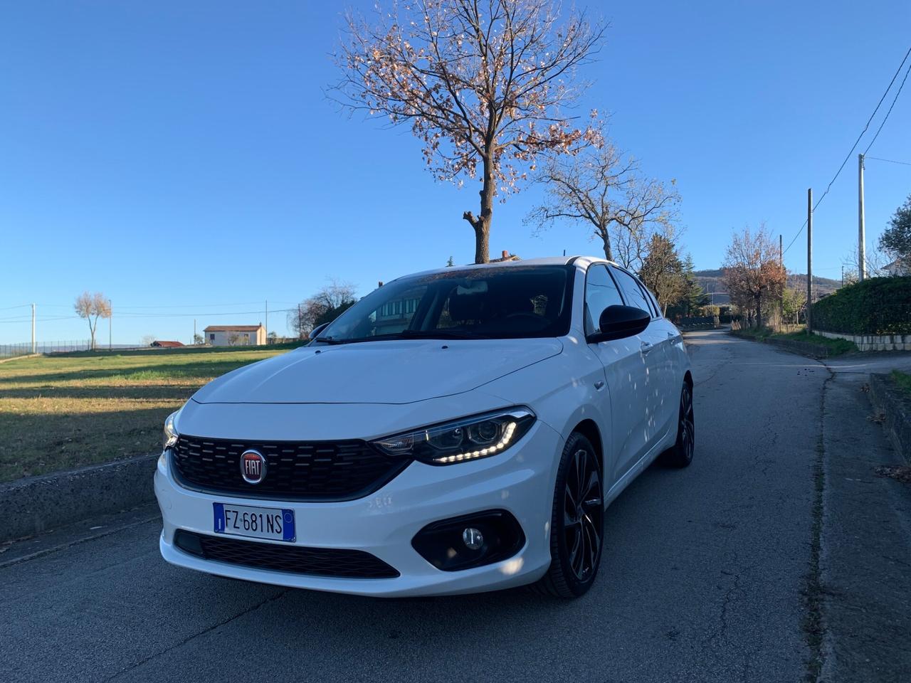 Fiat Tipo 1.6 Mjt S&S 5 porte S-Design