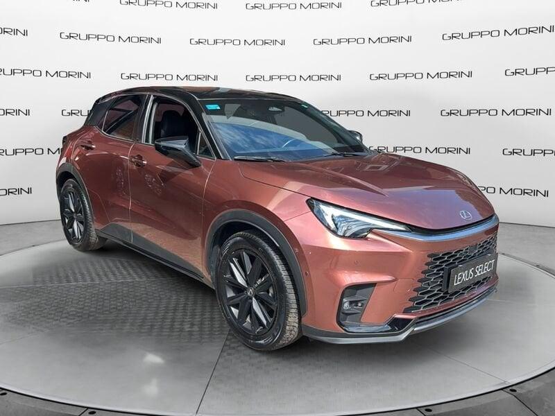 Lexus LBX Cool 2WD