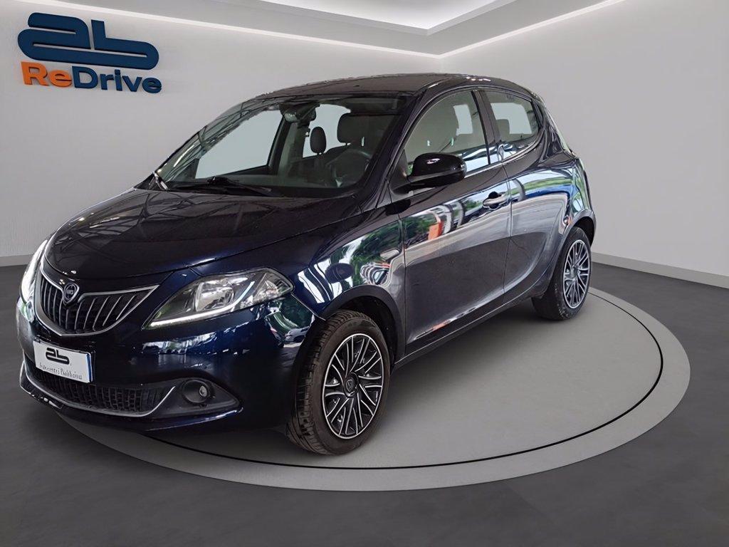 LANCIA Ypsilon 1.0 firefly hybrid silver s&s 70cv del 2021