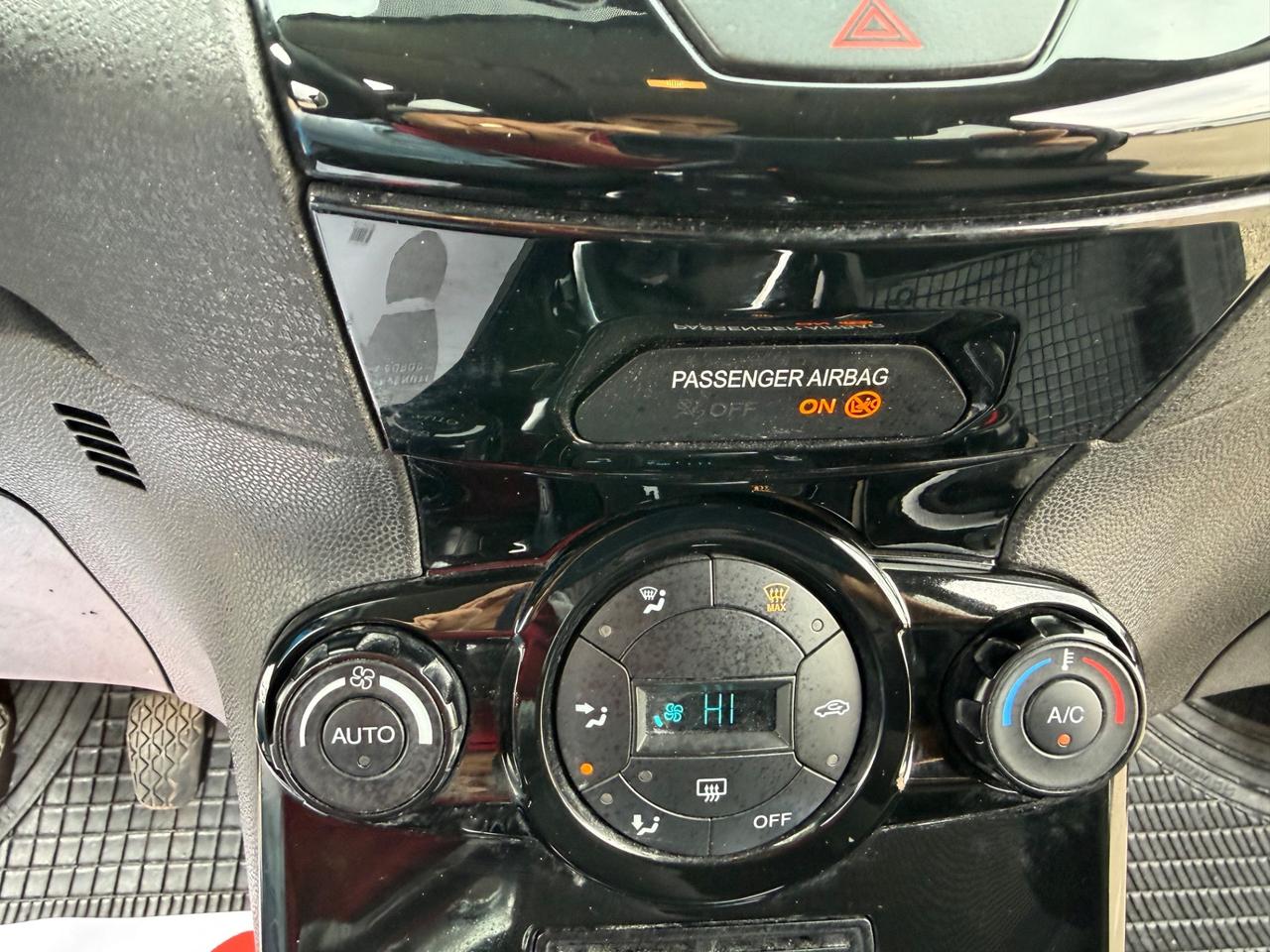 FORD FIESTA 1.5 TDCi 75CV 5P TITANIUM FUL LED MY17