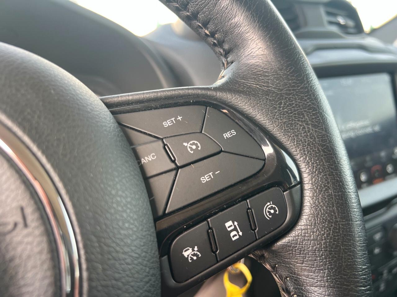 Jeep Renegade 1.3 T4 DDCT Limited Full