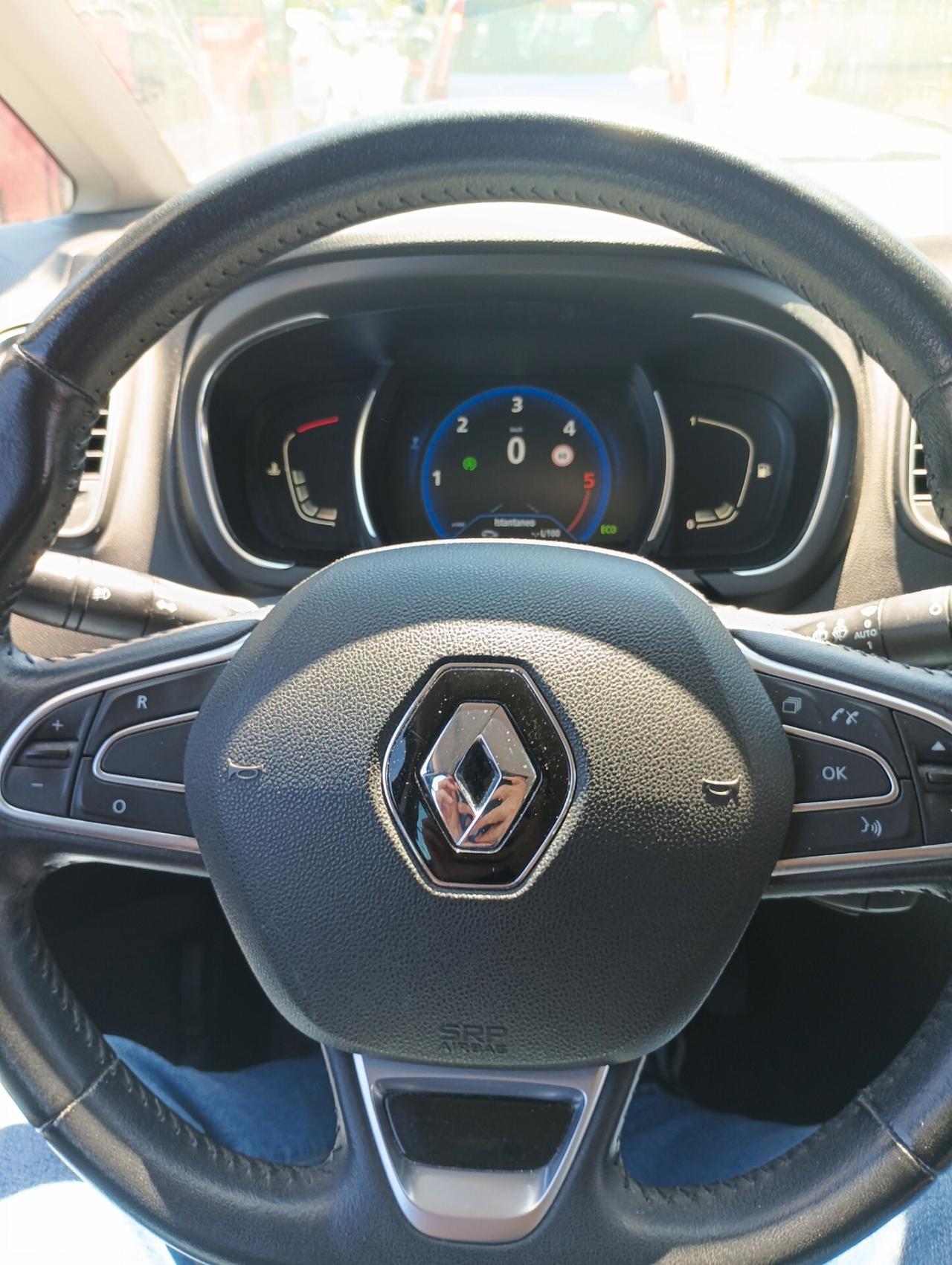 Renault Grand Scenic dCi 7 POSTI