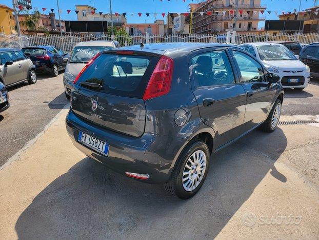 FIAT Punto STREET - 2017 1.4 NATURAL POWER 70 CV