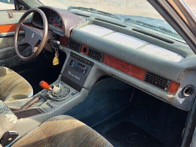 Maserati BITURBO 425 MISSONI -SERVICE BOOK-
