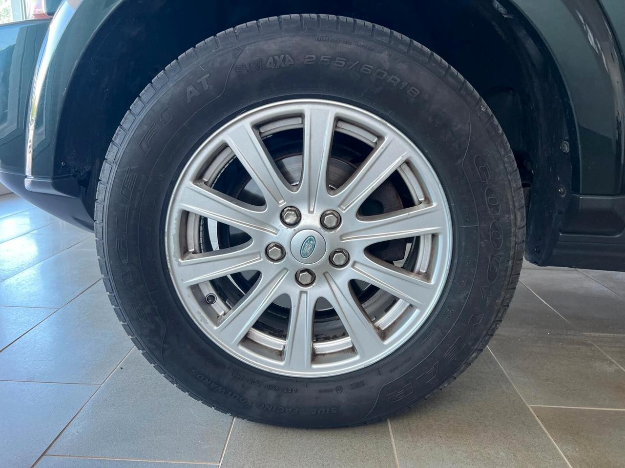 Land Rover Discovery 3 2.7 TDV6 HSE
