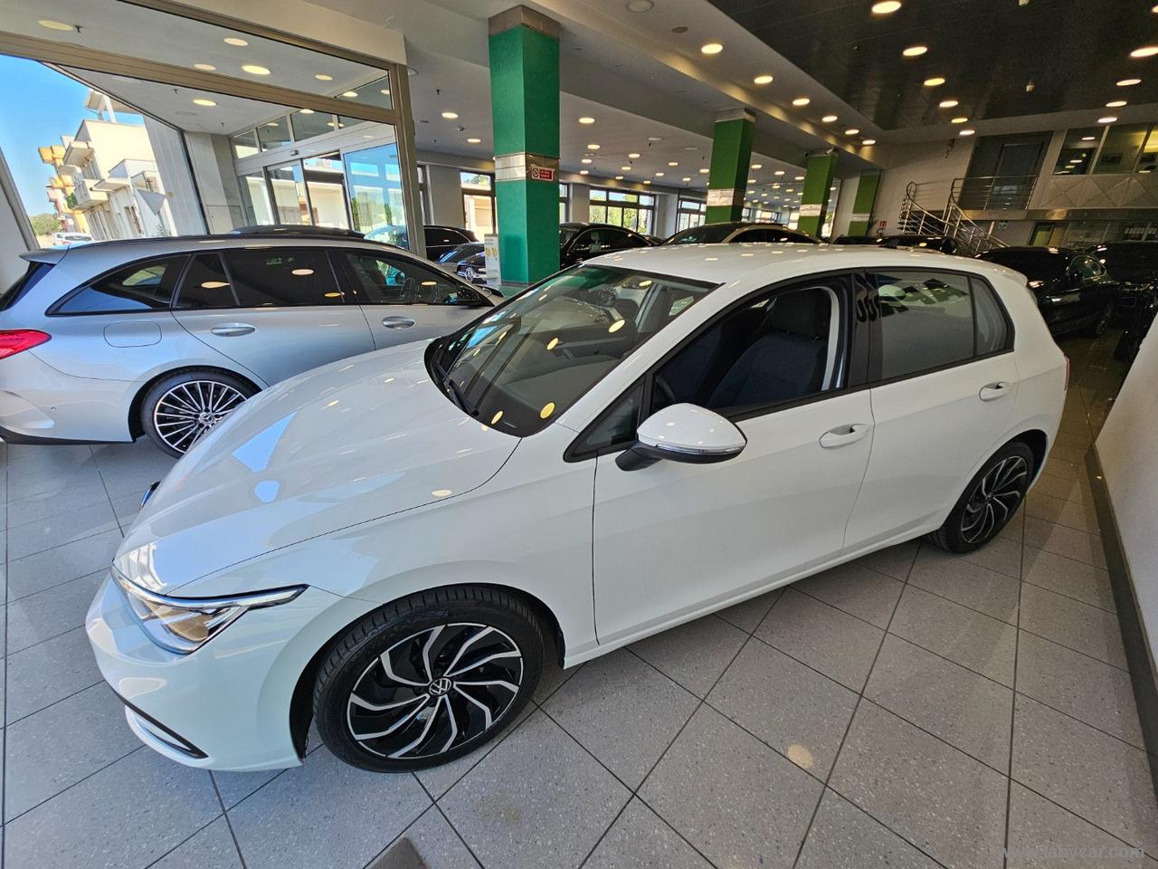 VOLKSWAGEN Golf 2.0 TDI 115 CV SCR Life
