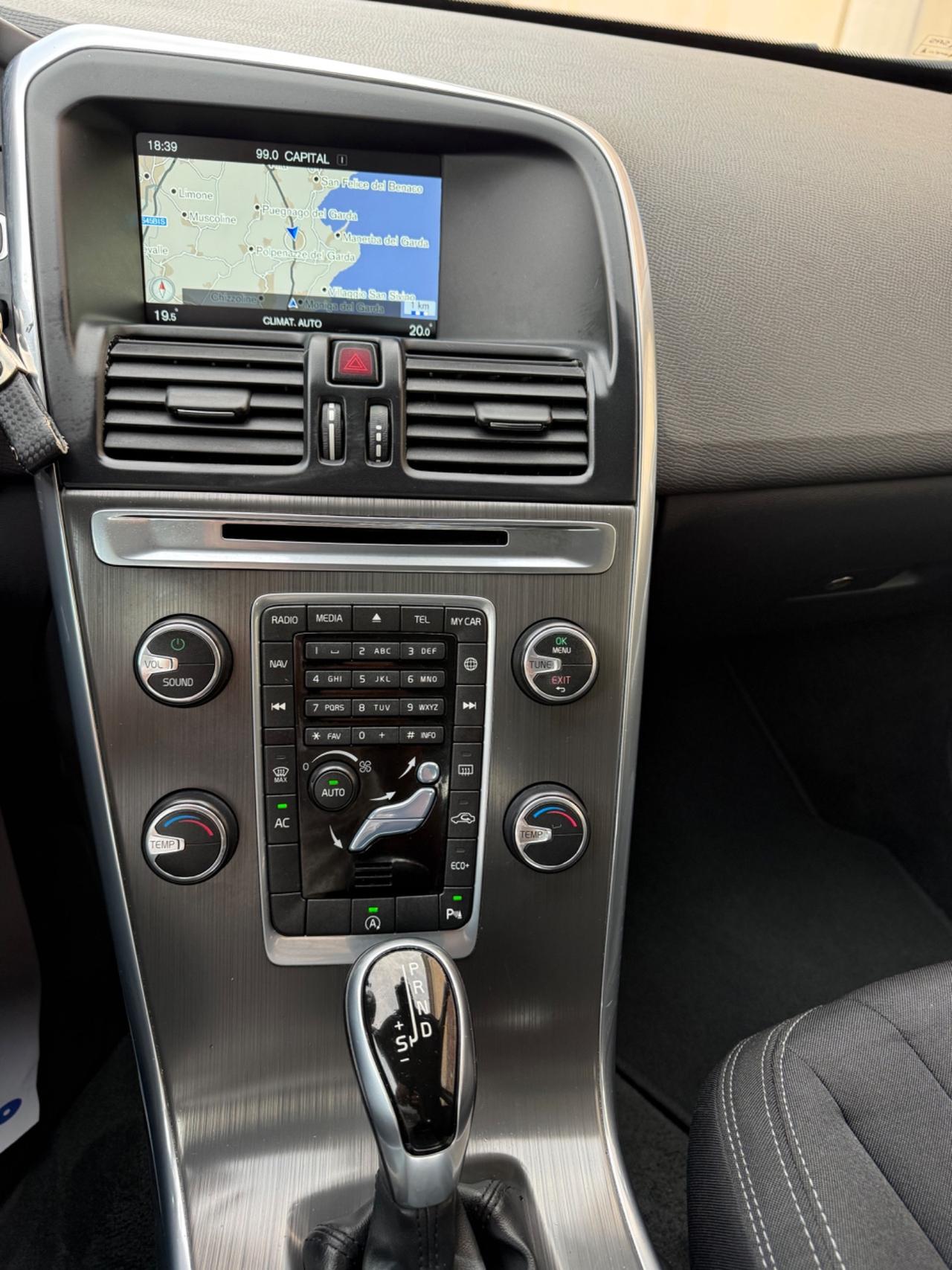 Volvo XC 60 XC60 D3 Geartronic Momentum