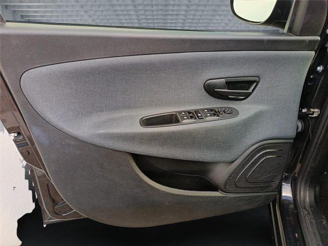 LANCIA Ypsilon 3ª serie 1.0 FireFly 5 porte S&S Hybrid Gold