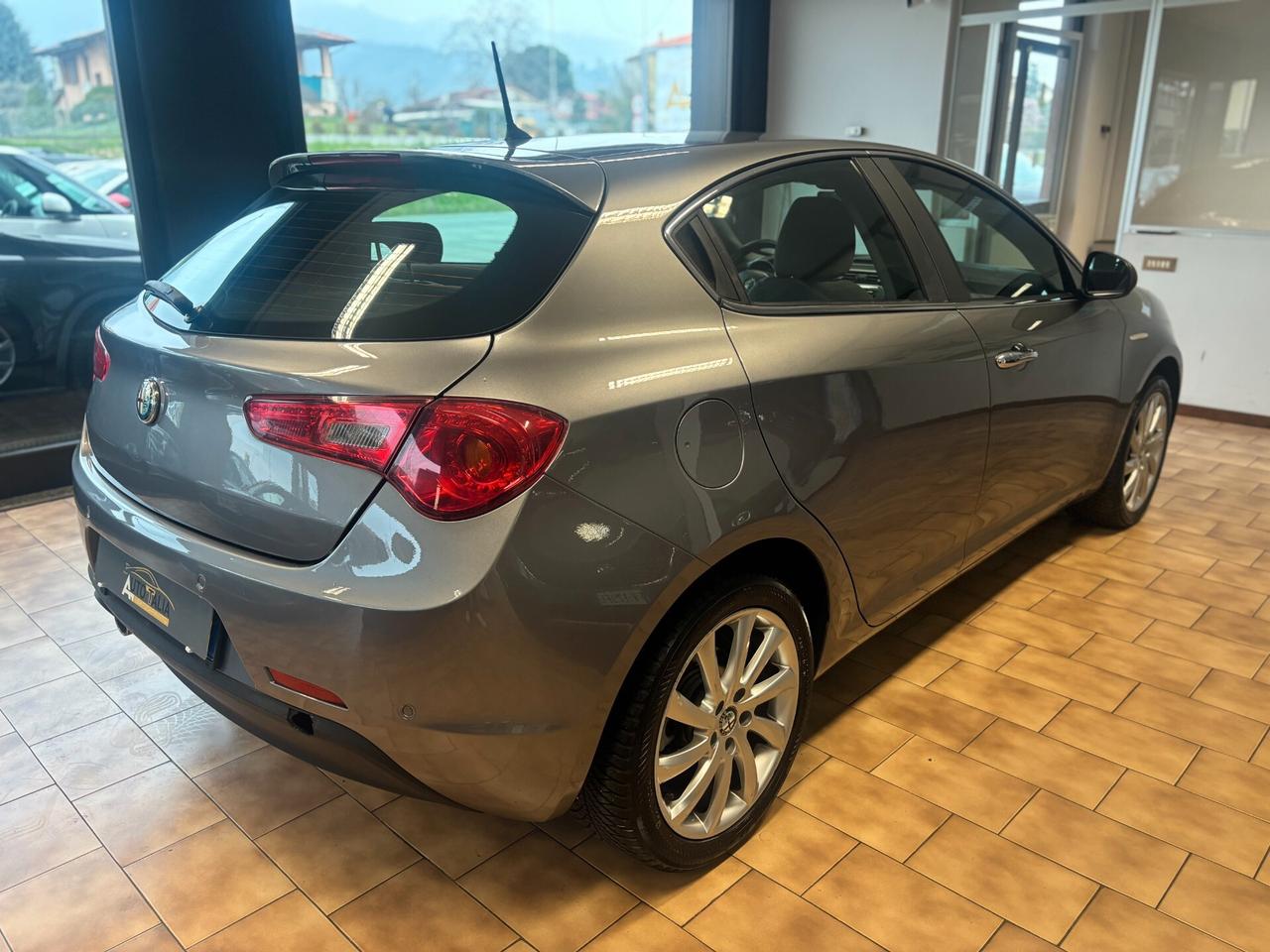 Alfa Romeo Giulietta 1.6 jtdm Business E5