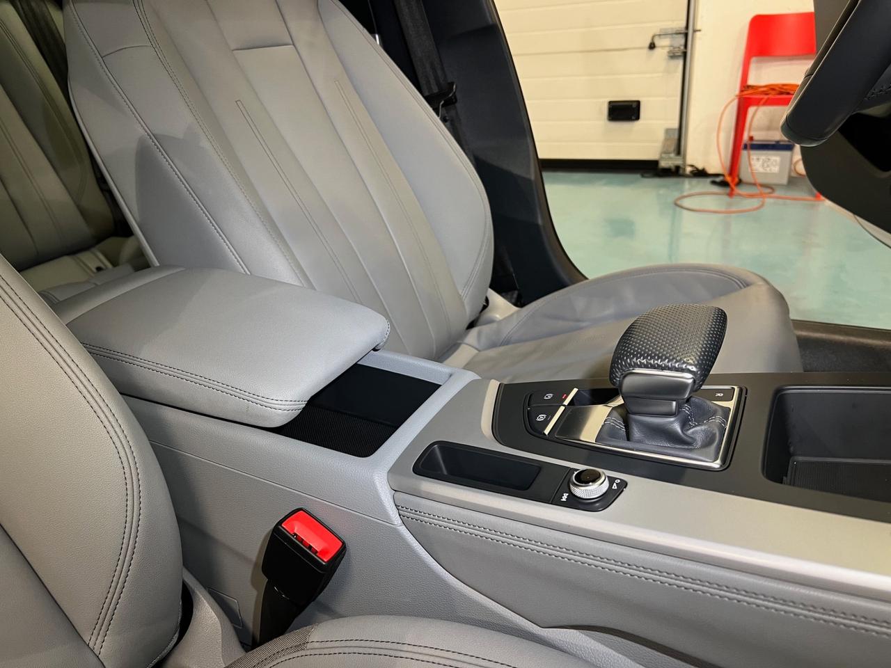 Audi A4 Avant 40 TDI quattro S tronic Business Advanced