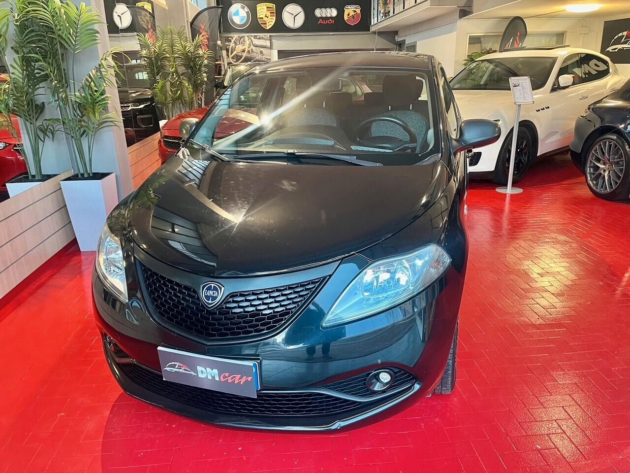 Lancia Ypsilon 1.2 69 CV 5 porte GPL Ecochic Elefantino Blu OK NEOPATENTATI