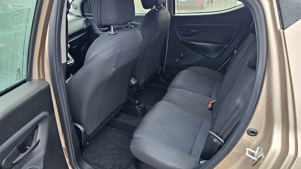 Lancia Ypsilon 0.9 TwinAir 5 porte Metano Ecochic Gold Neopatentati