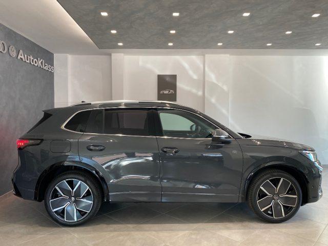VOLKSWAGEN Tiguan 2.0 TDI 150 CV DSG R-Line Plus - NUOVA -